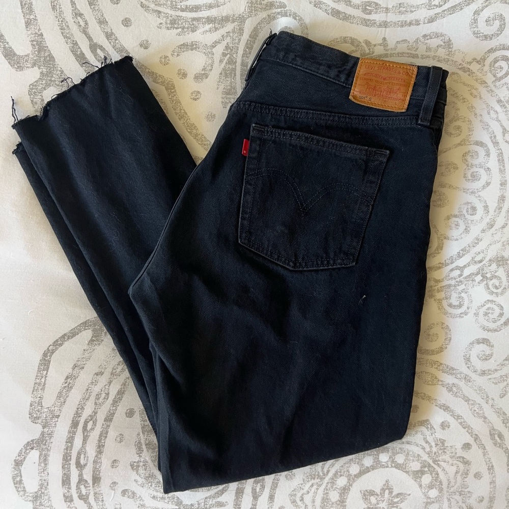 High waisted Levi’s 501 skinny leg jean